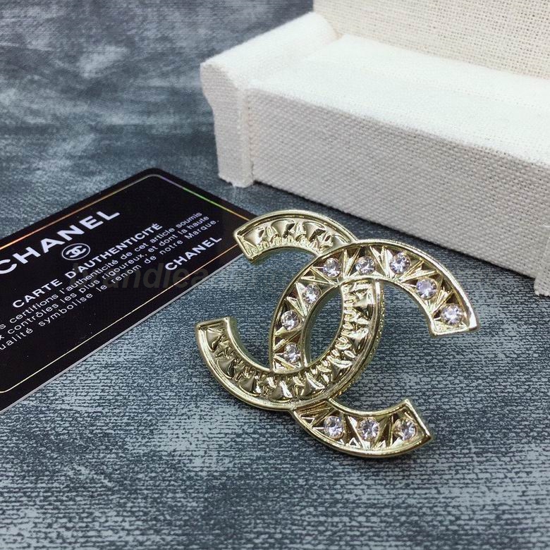 Chanel Brooch 375